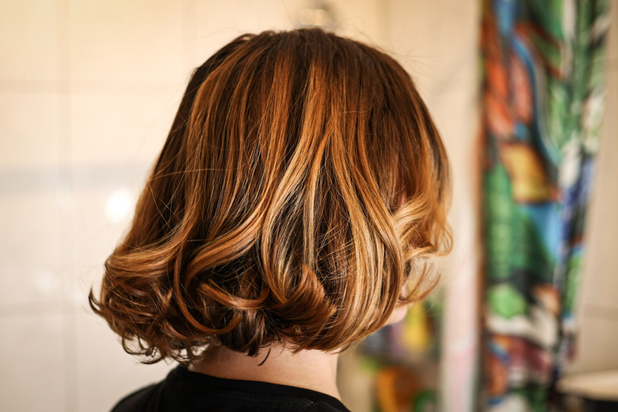 Boucles coiffées avec le Shark FlexStyle.